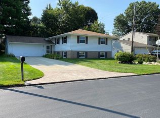 707 Aline Dr, Erie, PA