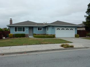 1430 Rainbow Dr, Hollister, CA