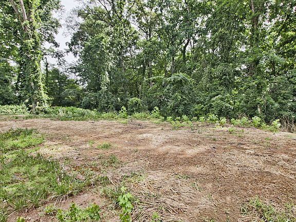 Lot 4 is back left lot