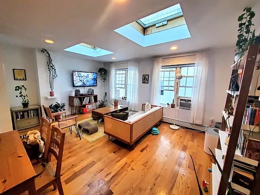 Rented by Bright Villas LLC | media 1