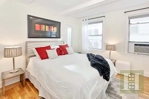 Rented by Brown Harris Stevens | media 6