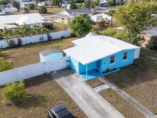 21543 Kenyon Ave, Pt Charlotte, FL 33952