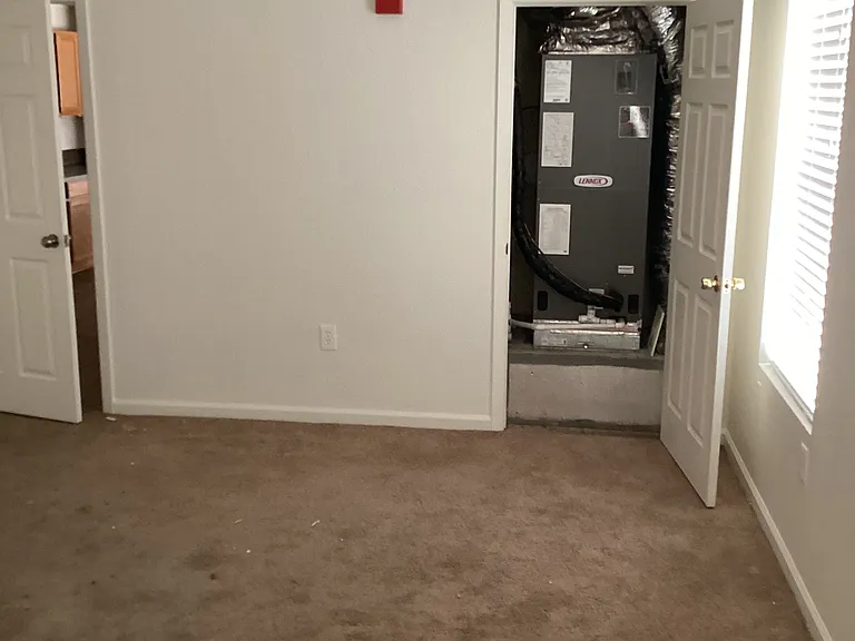 2801 E Loop 820 S #820 — Photo 9