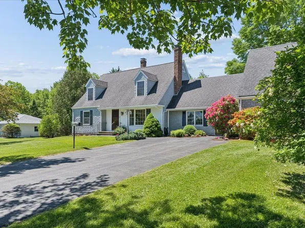 17 Savage Road, Searsport, ME 04974