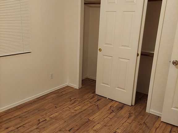 3rd image of 1085 Paiute Pl