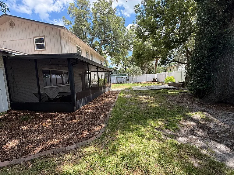 3636 Dame St — Photo 14
