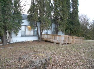 17261 770th Ave, Albert Lea, MN 56007