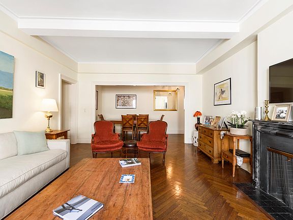 3rd image of 1070 Park Ave #10C