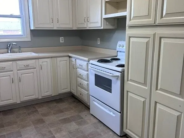 713 N Grant St, Bloomington, IN 47408