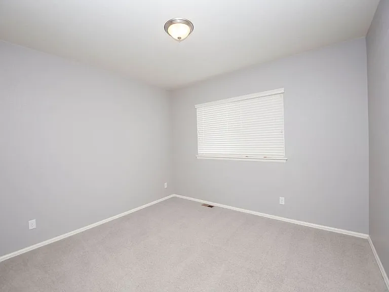2121 Cutting Horse Dr — Photo 37