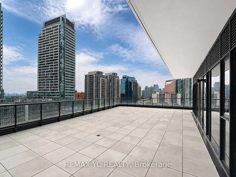 5858 Yonge St #1022 — Photo 32