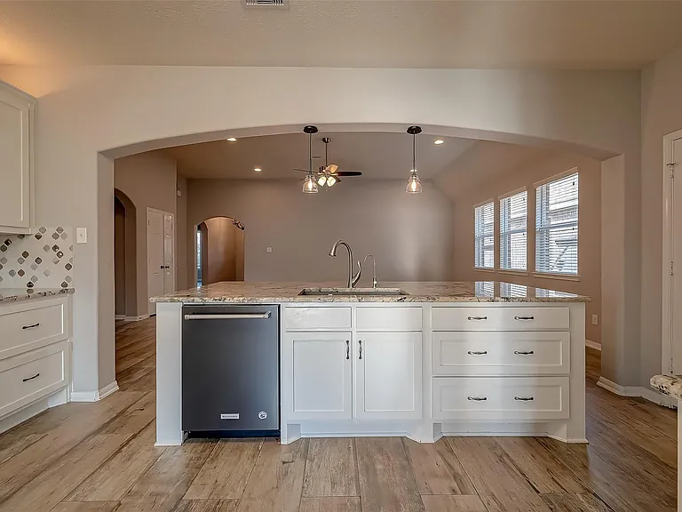 8306 Hampton Bay Dr — Photo 13