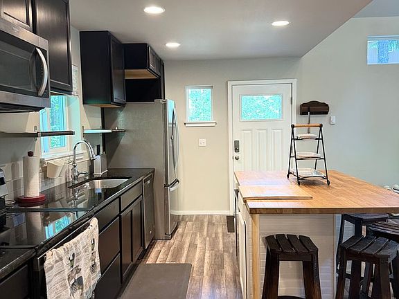 5th image of 18044 Clearland Blvd SE
