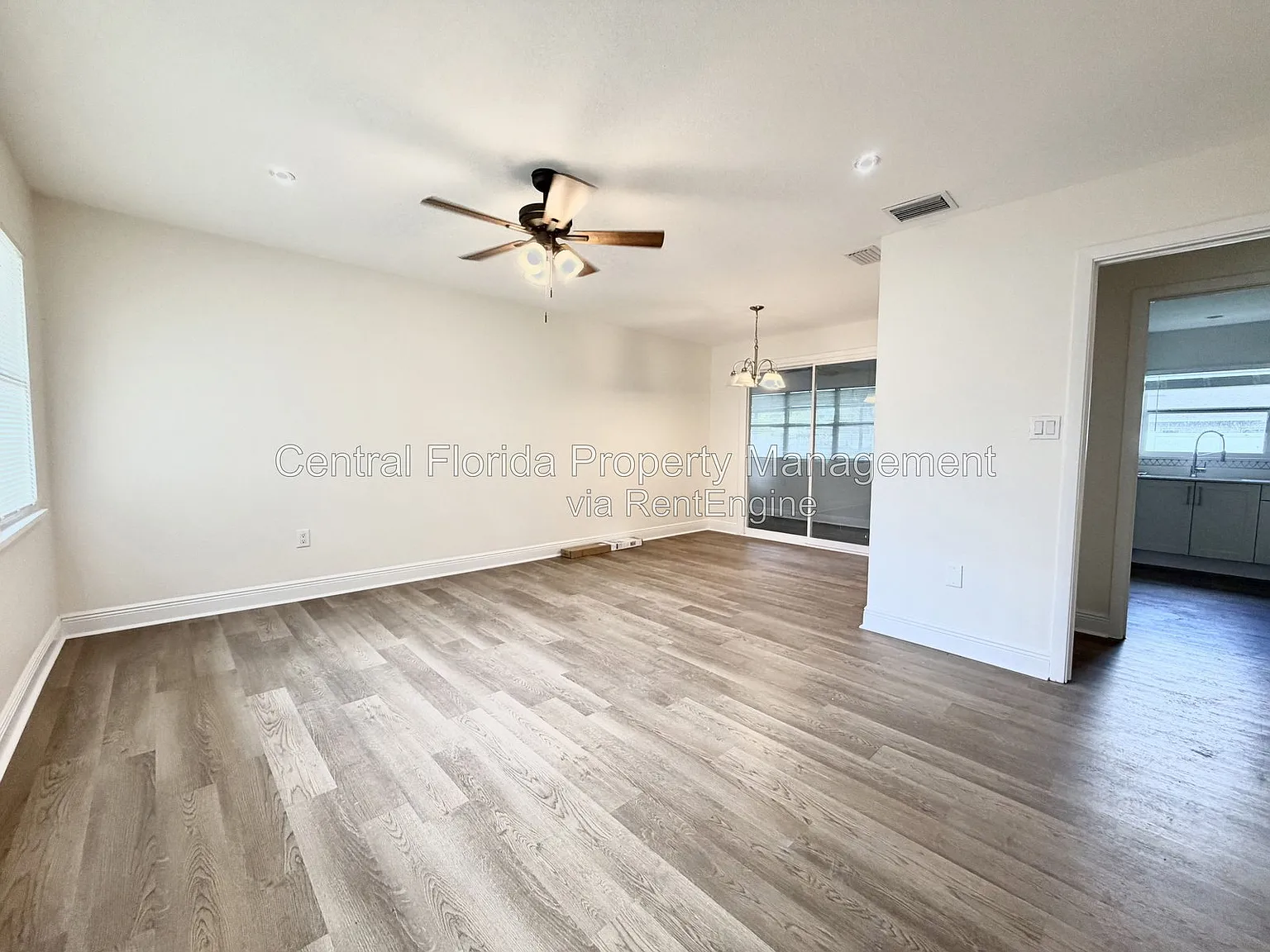 3 bed, 1.5 bath, 1250 sqft, $2,199 — Photo 3