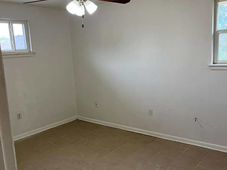 651 Jennifer Jean Dr — Photo 8