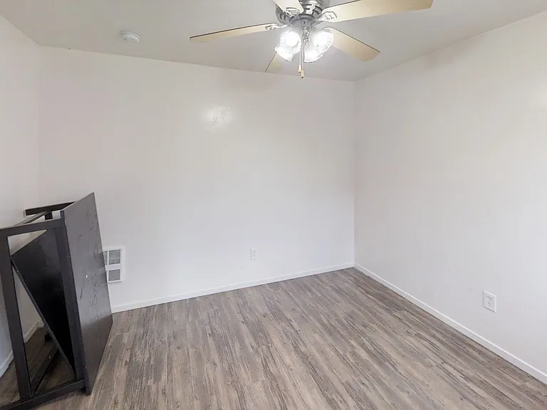 5102 Ewing St — Photo 11