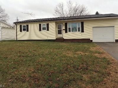 516 Douglas Ave, Ravenswood, WV, 26164