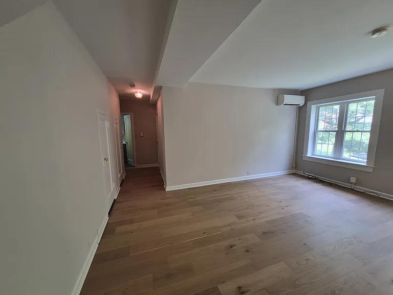1719 Preston Rd — Photo 10