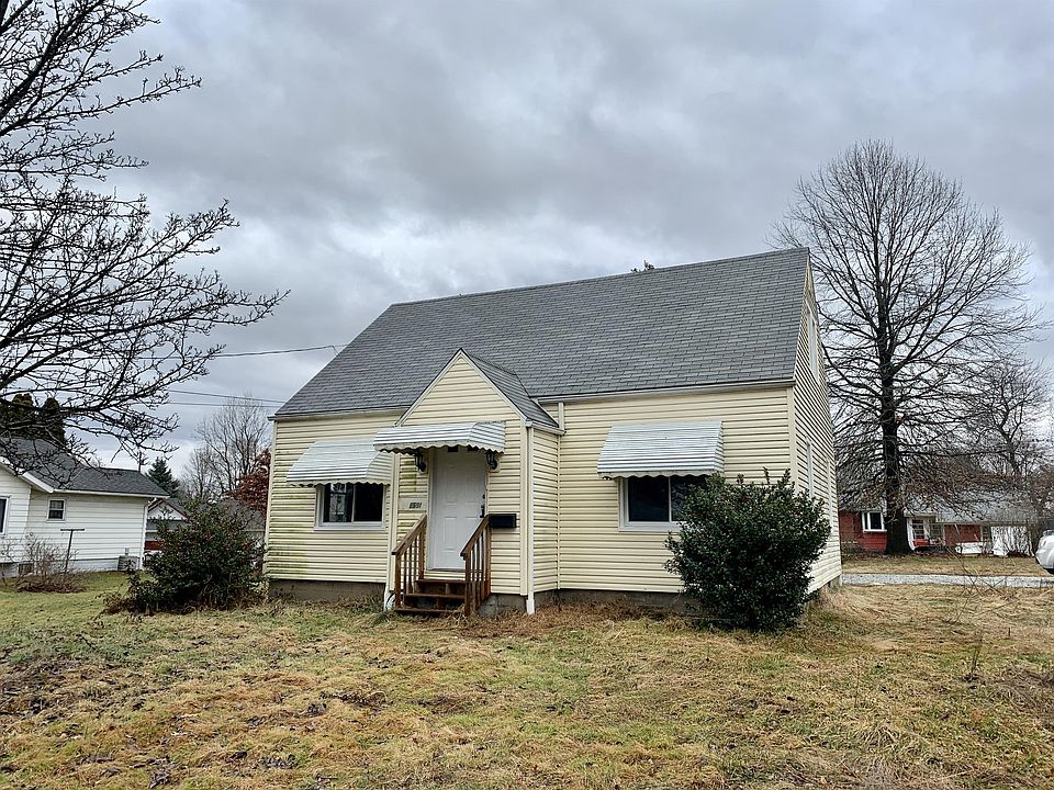 1st image of 2591 Pelton Ave