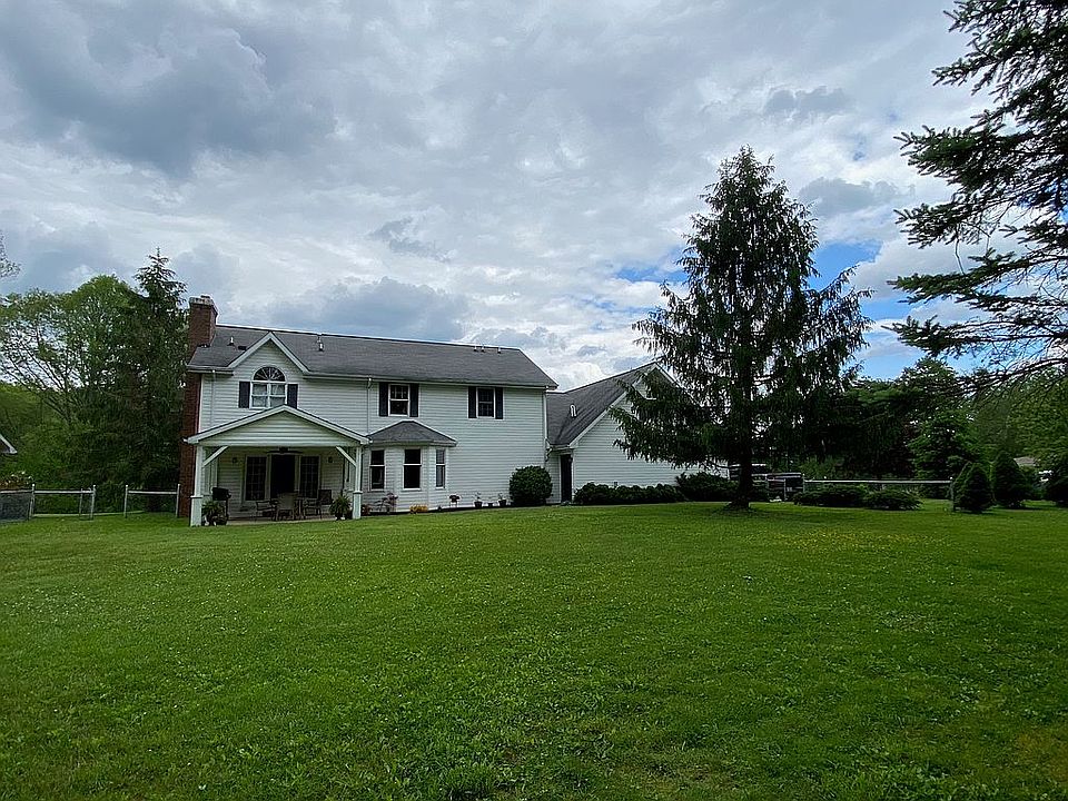 2nd image of 322 Brady Ave