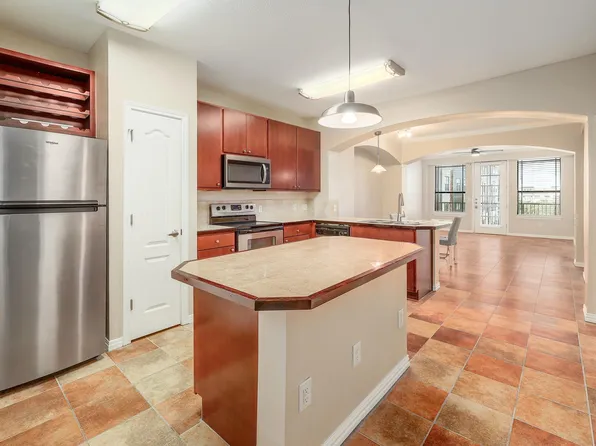 2505 San Gabriel St APT 304, Austin, TX 78705