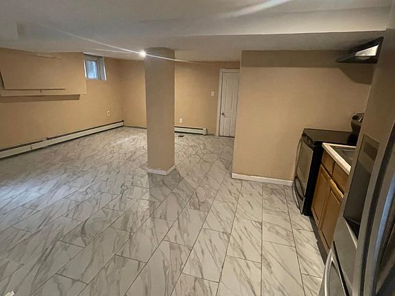 2nd image of 753 E 147th St #Basement