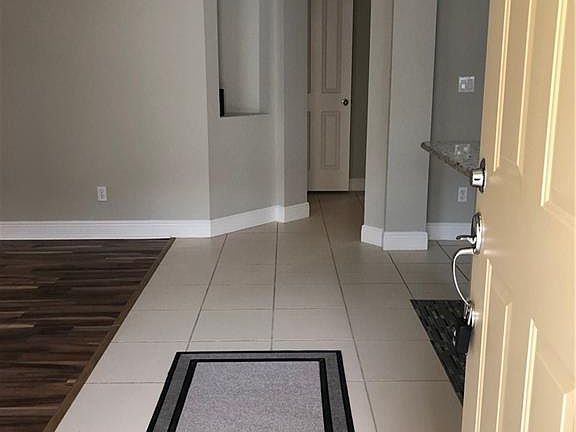 5th image of 5904 Tarpon Gardens Cir APT 101