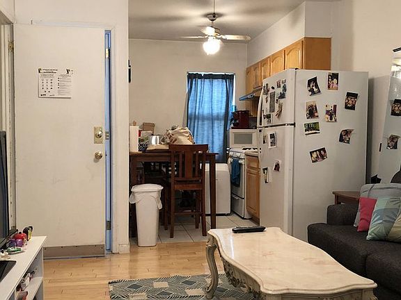 3rd image of 21-26 24th St #1AA