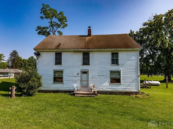 1660 Sample Rd, Oxford, OH 45056