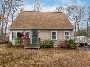 3 W Public St, Assonet, MA 02702