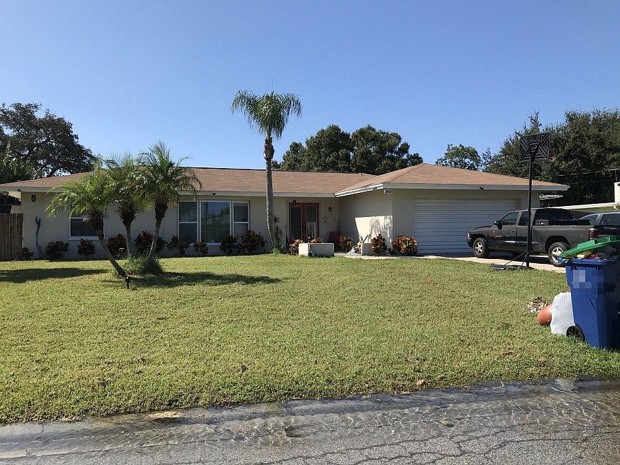 1st image of 340 Crosswinds Dr