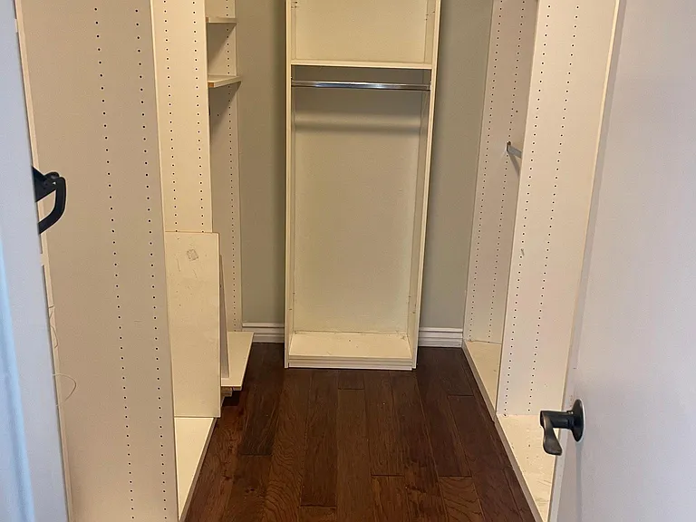 5243 Yarmouth Ave #25 — Photo 17