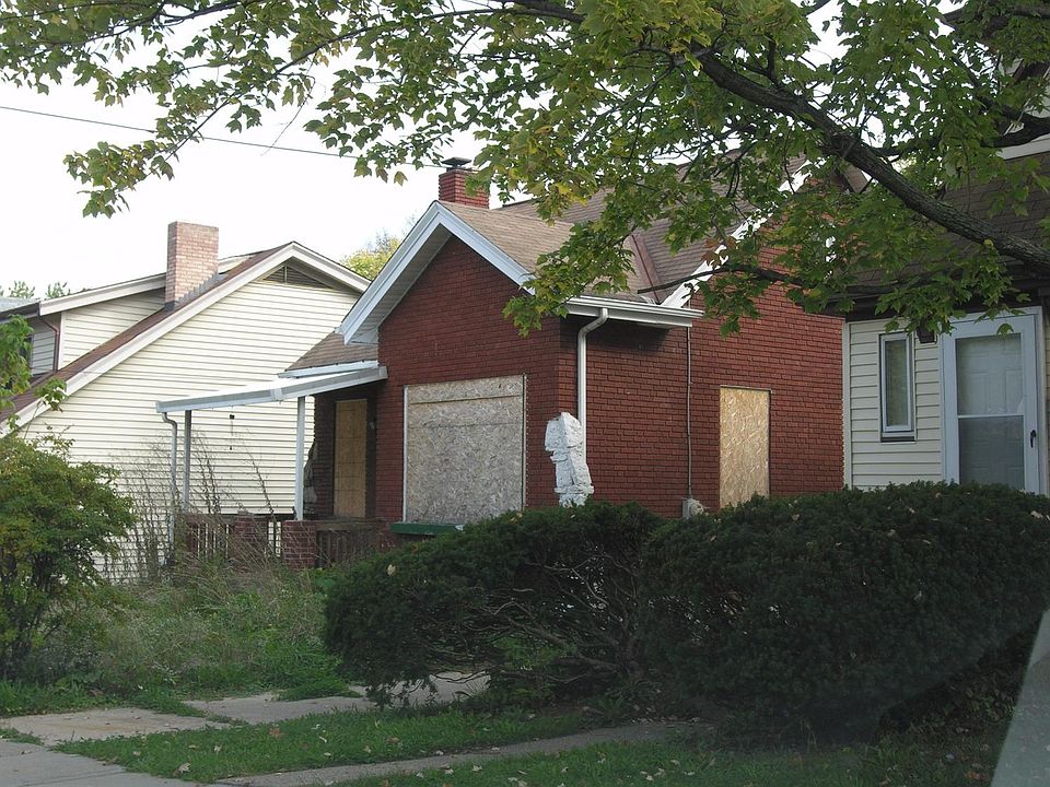 2nd image of 1264 Beech Ave