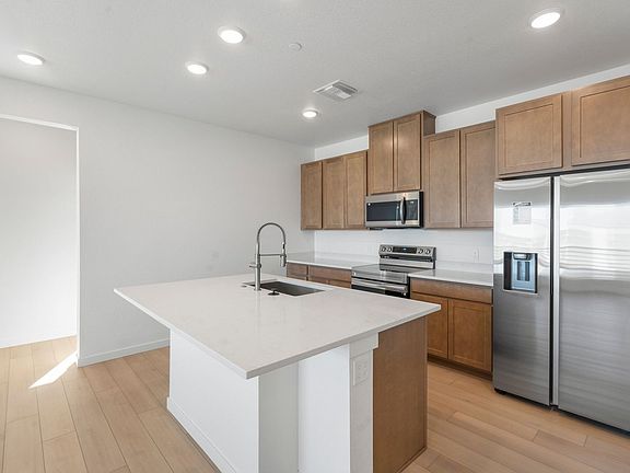 3rd image of 6153 N Ceylon St #4-301