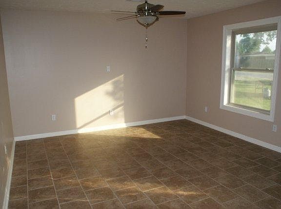 5th image of 113 Eastland Ln