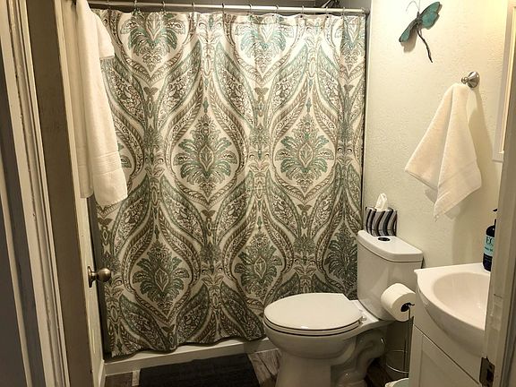 4th image of 983 Longstaff St