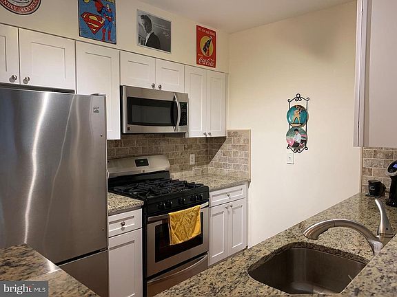 4th image of 2204 Westcourt Ln APT 110