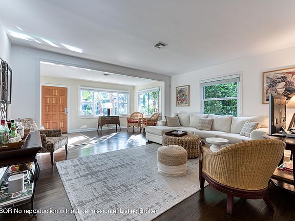 4th image of 207 Miraflores Dr