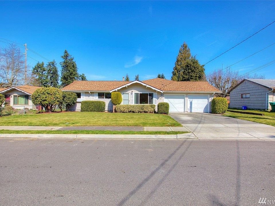 Much larger than it appears, this 2,000+  sq ft home has 5 bedrooms and 2.5 baths including a very large Master Suite w/full bath formal living and huge kitchen/family/great room space.