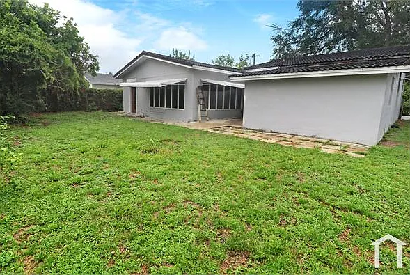 1601 SW 46th Ave — Photo 26