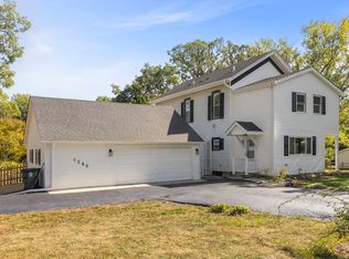 1280 Brandywine Cir, Batavia, IL 60510