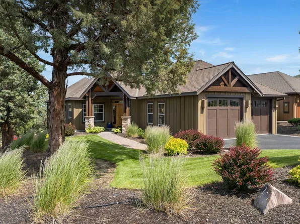 330 Vista Rim Dr, Redmond, OR 97756
