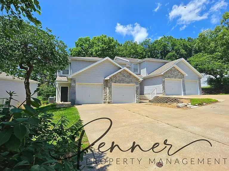 3114 S Cedar Crest Ct — Photo 1