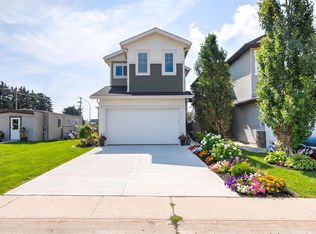 5003 53rd Ave, Breton, AB T0C0P0