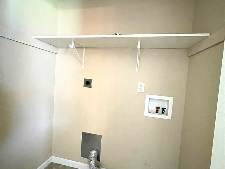1004 N Radcliffe St #B — Photo 6