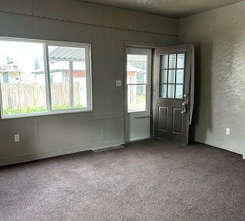 2nd image of 308 Menoher Way #310