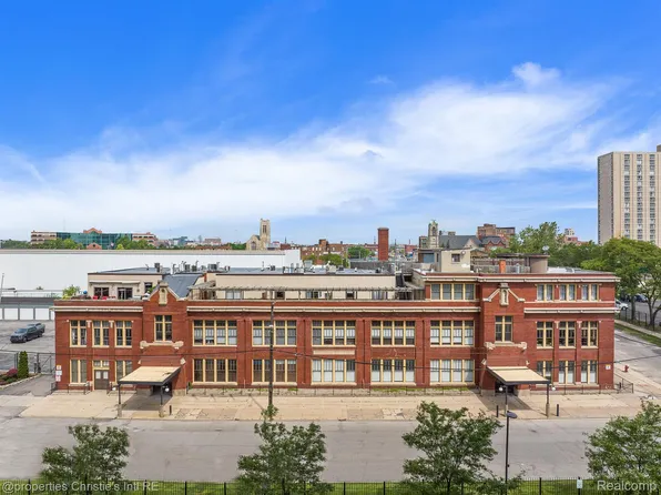 1395 Antietam Ave APT 59, Detroit, MI 48207