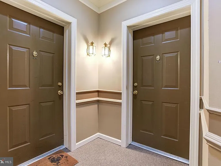 7230 Darby Downs — Photo 3