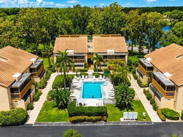 3037 Willow Green Dr #12, Sarasota, FL 34235