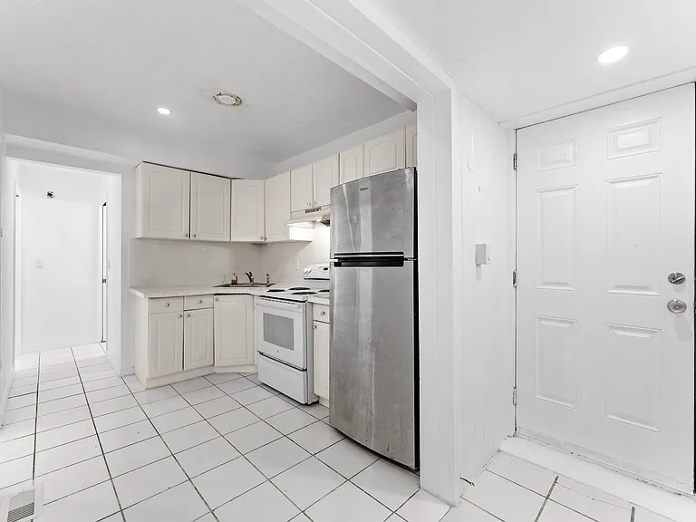 1550 S Atlantic Ave #N — Photo 6